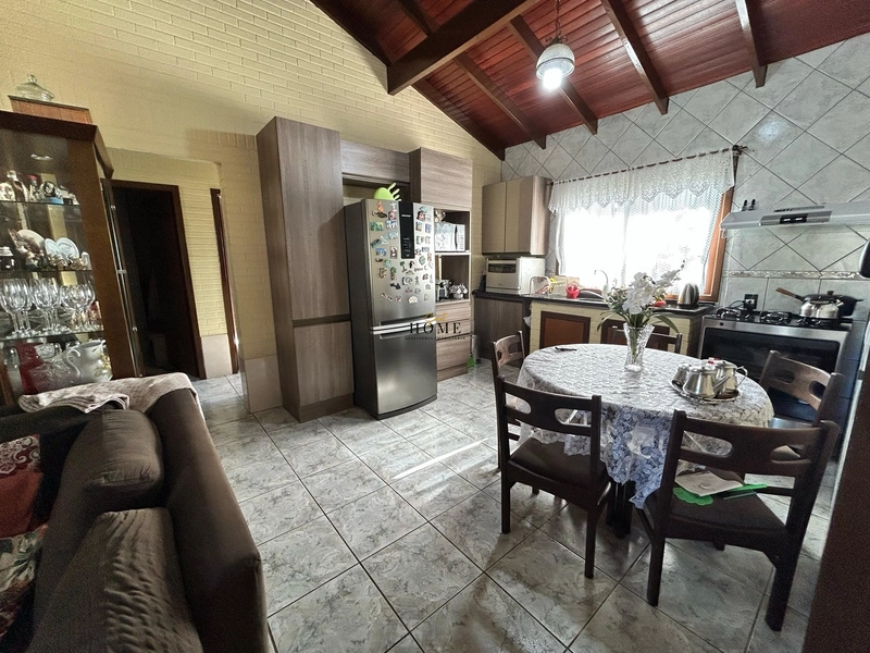Casa à venda em Imbé: 2ª foto da galeria de imagens do imóvel