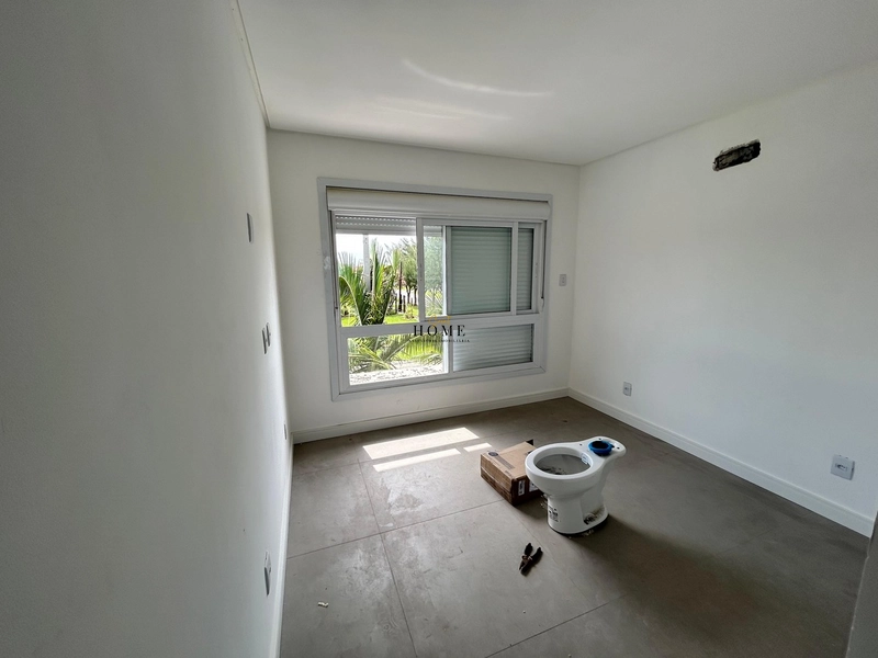 Casa nova à venda próxima ao mar: 12ª foto da galeria de imagens do imóvel