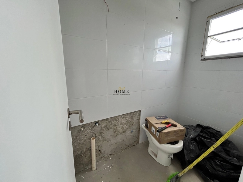 Casa nova à venda próxima ao mar: 15ª foto da galeria de imagens do imóvel