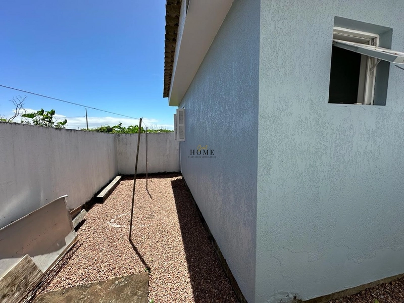 Casa com piscina próxima ao mar: 12ª foto da galeria de imagens do imóvel