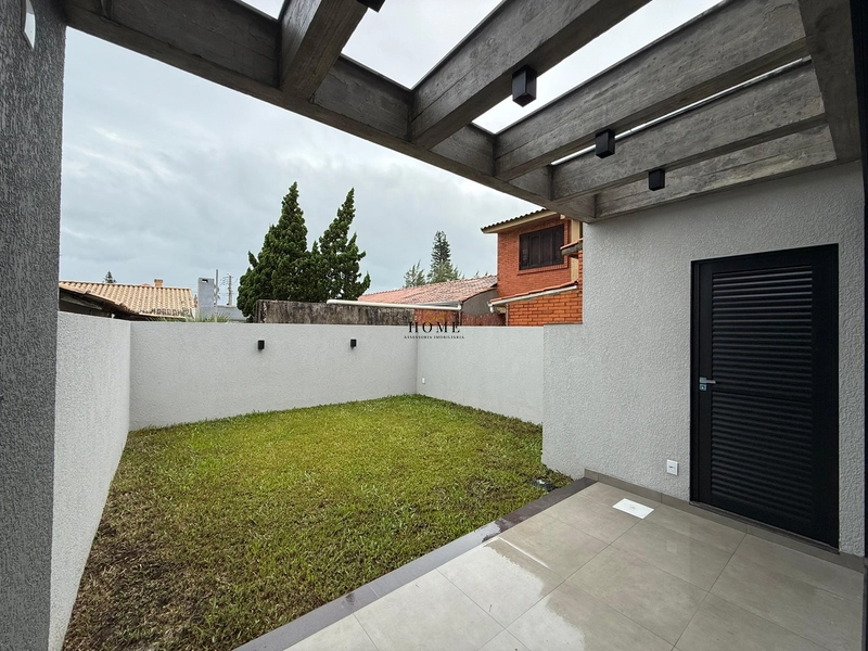 Casa à venda em Atlântida: 2ª foto da galeria de imagens do imóvel