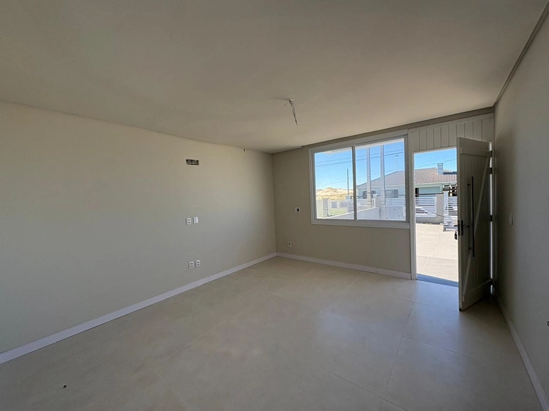 Duplex com vista para o mar a poucos passos da praia 🌊: 4ª foto da galeria de imagens do imóvel