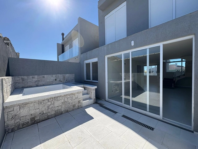 Duplex com vista para o mar a poucos passos da praia 🌊: 11ª foto da galeria de imagens do imóvel