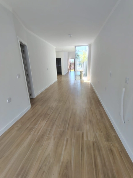 Casa à venda no centro de Imbé: 3ª foto da galeria de imagens do imóvel