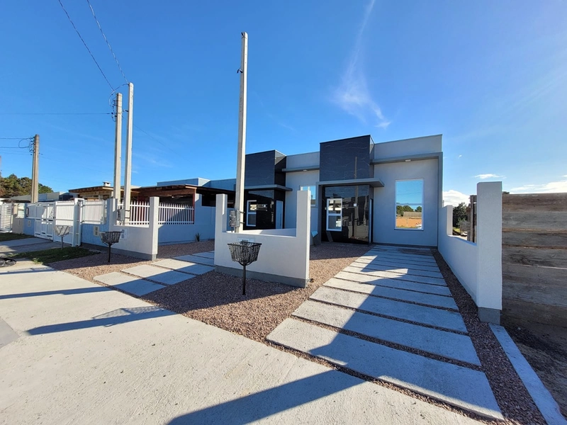 Casa à venda em Imbé - centro: 1ª foto da galeria de imagens do imóvel