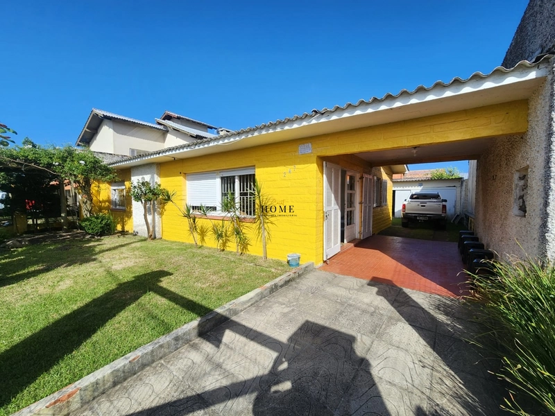 Casa à venda no centro de Imbé: 2ª foto da galeria de imagens do imóvel