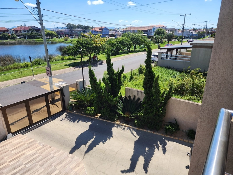 Sobrado de alto padrão à venda no Centro de Imbé – Vista para a Lagoa da Fonte: 3ª foto da galeria de imagens do imóvel