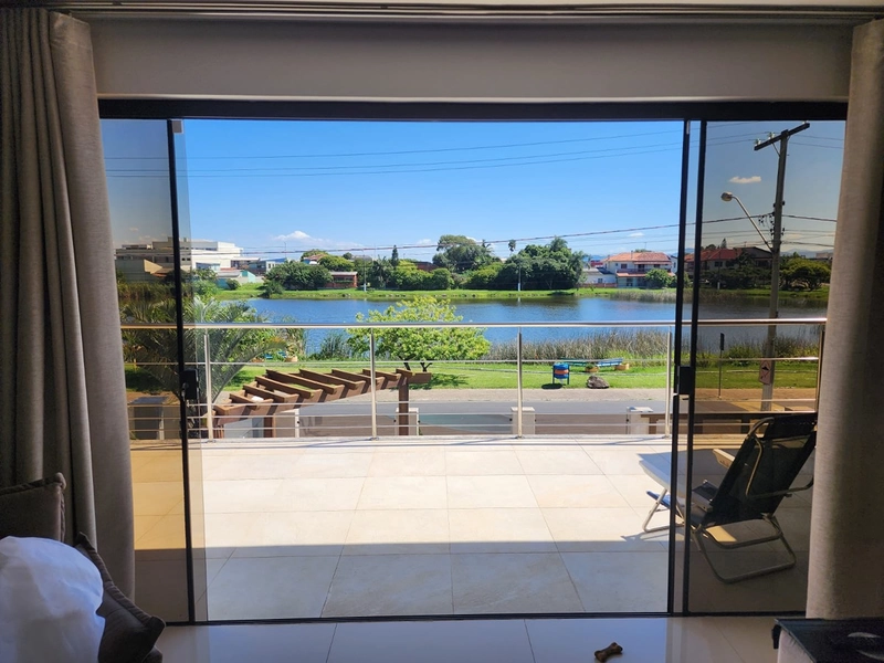 Sobrado de alto padrão à venda no Centro de Imbé – Vista para a Lagoa da Fonte: 10ª foto da galeria de imagens do imóvel