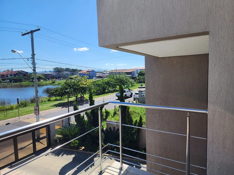 Sobrado de alto padrão à venda no Centro de Imbé – Vista para a Lagoa da Fonte: 9ª foto da galeria de imagens do imóvel
