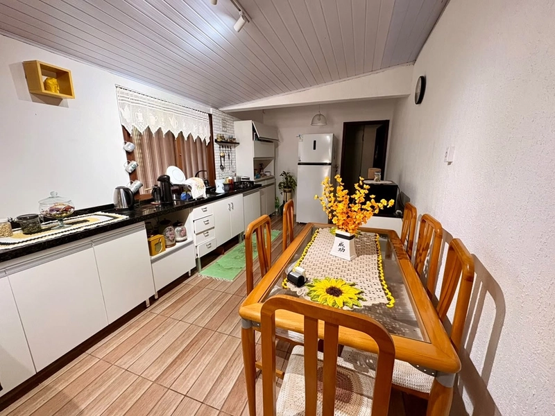 🏡 CASA À VENDA EM ÓTIMA LOCALIZAÇÃO!: 7ª foto da galeria de imagens do imóvel