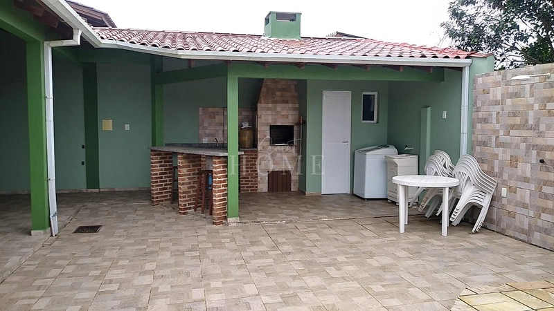 Casa à venda: 3ª foto da galeria de imagens do imóvel