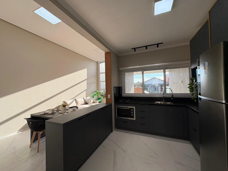 🏡 Casa Nova de Alto Padrão à Venda em Imbé: 5ª foto da galeria de imagens do imóvel