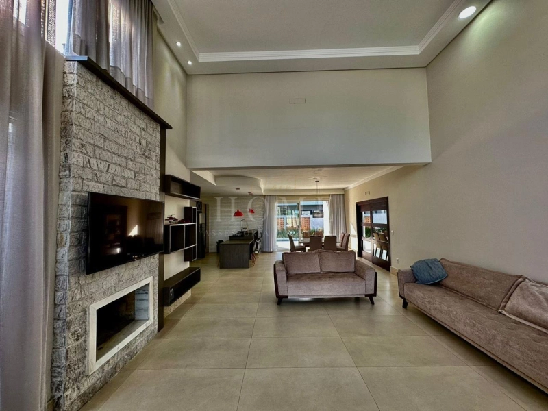 CASA MODERNA E AGRADÁVEL À VENDA EM CONDOMÍNIO!: 2ª foto da galeria de imagens do imóvel