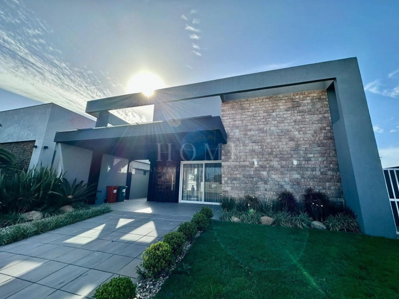 CASA MODERNA E AGRADÁVEL À VENDA EM CONDOMÍNIO!: 1ª foto da galeria de imagens do imóvel