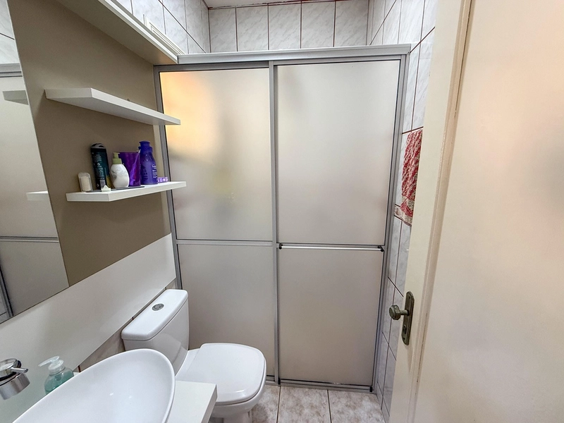Casa à venda, próximo ao mar: 3ª foto da galeria de imagens do imóvel