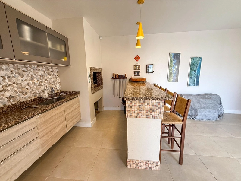 Casa à venda, próximo ao mar: 13ª foto da galeria de imagens do imóvel