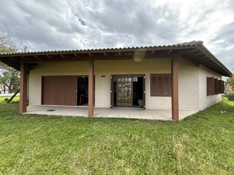 Casa à venda de esquina próxima ao mar em Mariluz – Imbé: 9ª foto da galeria de imagens do imóvel