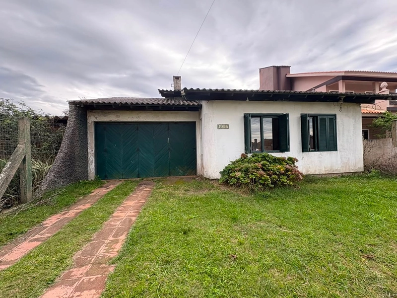 Casa próxima ao mar em Imbé : 1ª foto da galeria de imagens do imóvel