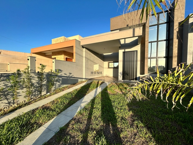 Casa à venda no centro de Imbé: 1ª foto da galeria de imagens do imóvel