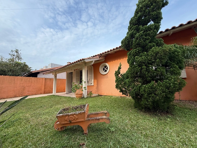 Casa à venda no Centro de Imbé: 3ª foto da galeria de imagens do imóvel