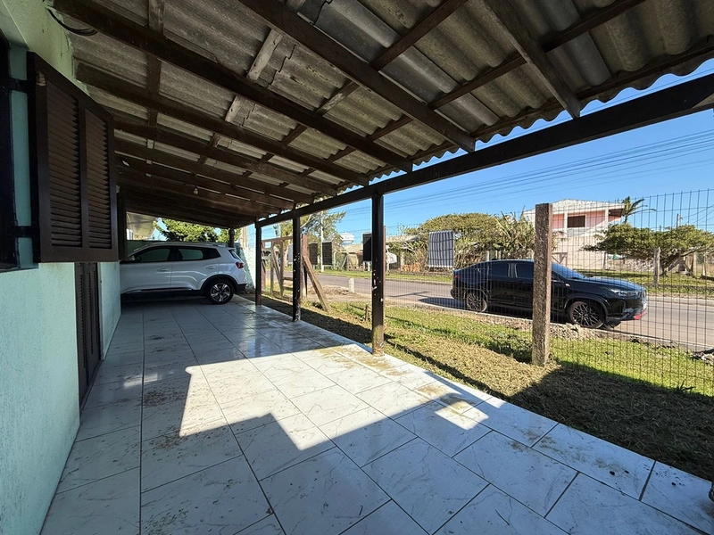 Casa à venda: 2ª foto da galeria de imagens do imóvel