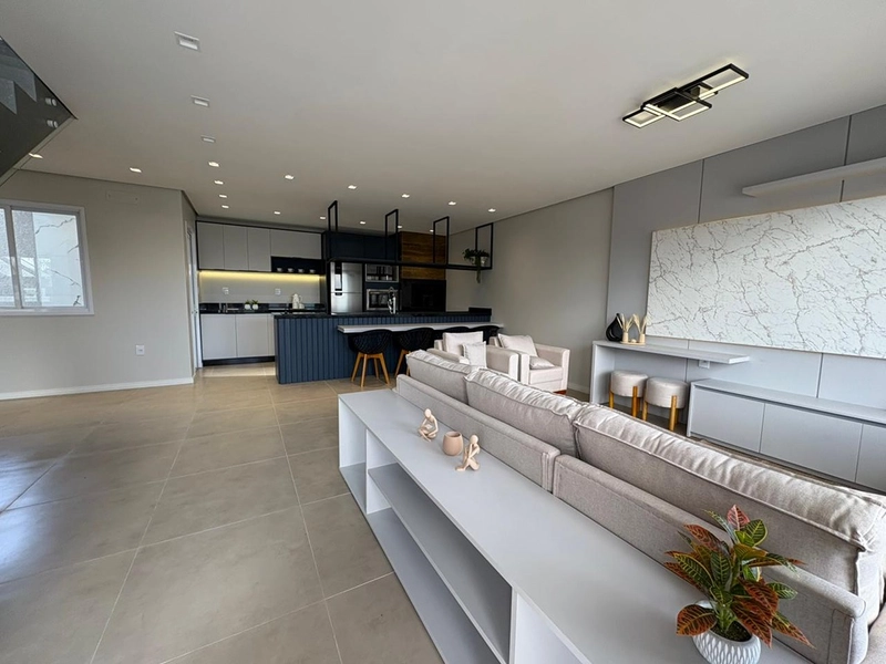 🏡 Casa de esquina com excelente padrão construtivo: 9ª foto da galeria de imagens do imóvel