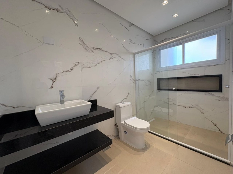 🏡 Casa de esquina com excelente padrão construtivo: 22ª foto da galeria de imagens do imóvel