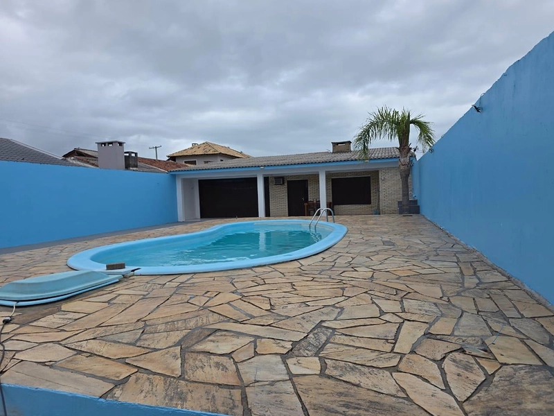 Casa à venda no centro de Imbé: 18ª foto da galeria de imagens do imóvel