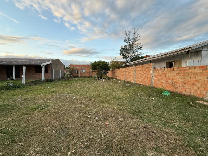 Terreno à venda em Mariluz: 1ª foto da galeria de imagens do imóvel