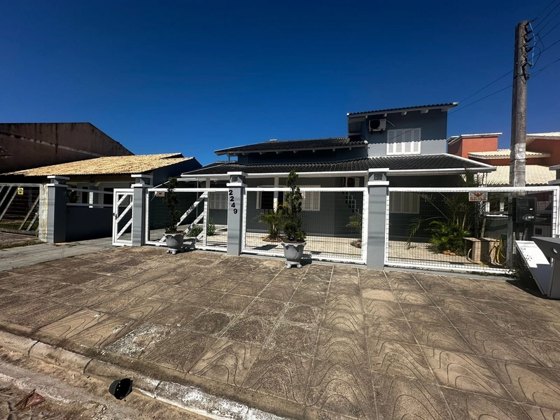 Casa à venda próxima ao mar em Imbé: 7ª foto da galeria de imagens do imóvel