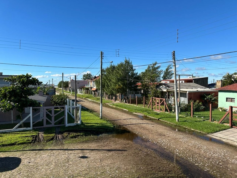 Apartamento à venda em Imbé: 2ª foto da galeria de imagens do imóvel