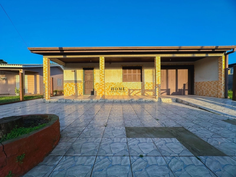 Casa no balneário harmonia em Imbé: 1ª foto da galeria de imagens do imóvel