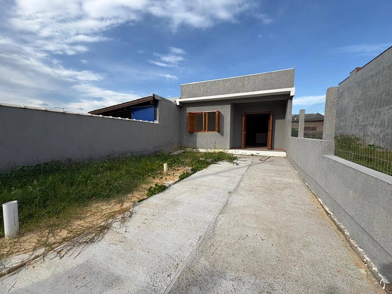 Casa à venda em Imbé : 2ª foto da galeria de imagens do imóvel