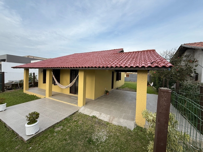 Casa à venda em área nobre do Centro de Imbé : 4ª foto da galeria de imagens do imóvel