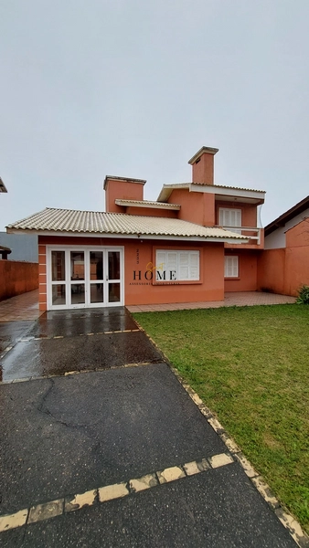 Casa à venda no centro de Imbé: 2ª foto da galeria de imagens do imóvel