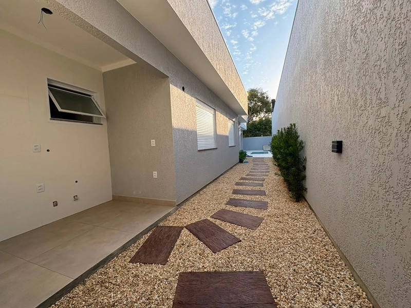 Casa à venda no centro de Imbé: 10ª foto da galeria de imagens do imóvel