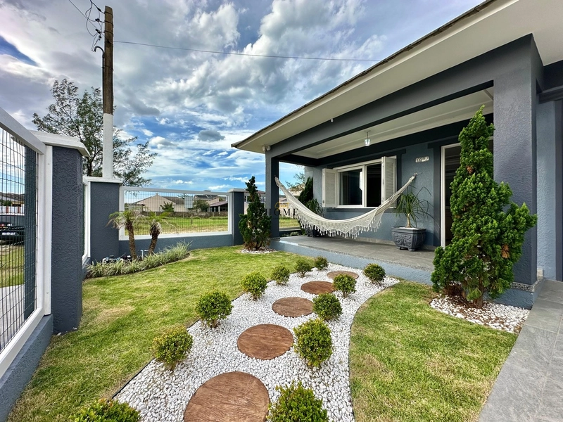 MARAVILHOSA CASA EM ATLÂNTIDA SUL – APENAS 50 METROS DA BEIRA MAR: 7ª foto da galeria de imagens do imóvel