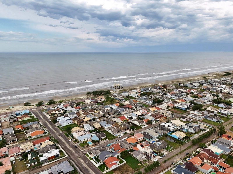 MARAVILHOSA CASA EM ATLÂNTIDA SUL – APENAS 50 METROS DA BEIRA MAR: 30ª foto da galeria de imagens do imóvel