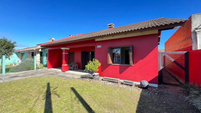 Casa à venda em Imbé - Centro: 1ª foto da galeria de imagens do imóvel