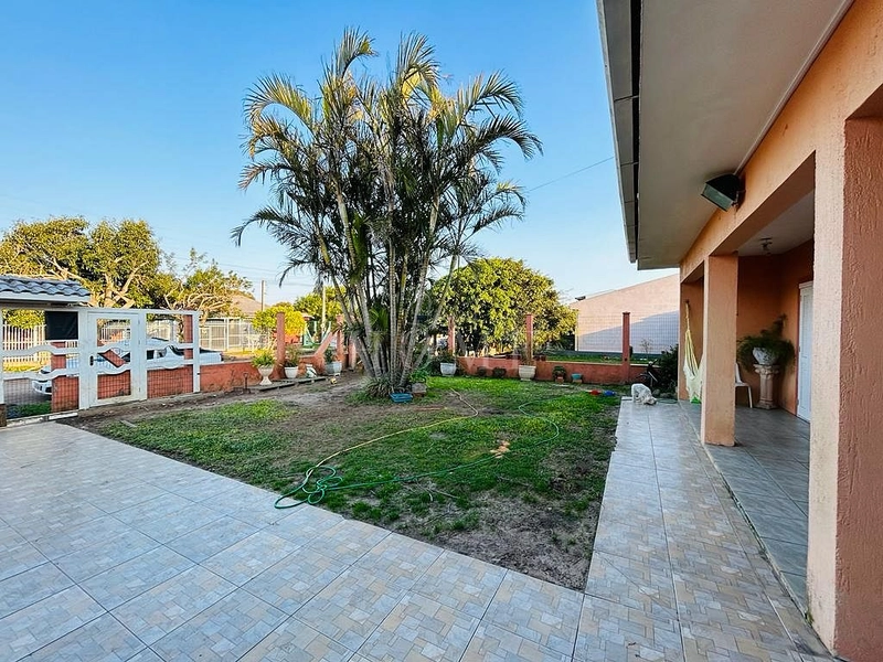 Casa à venda: 2ª foto da galeria de imagens do imóvel