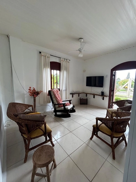 🏡 CASA DE ESQUINA À VENDA EM IMBÉ: 2ª foto da galeria de imagens do imóvel
