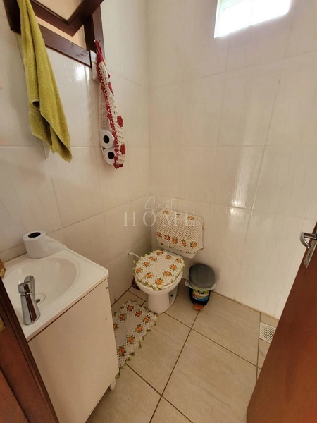 Casa à venda com piscina: 14ª foto da galeria de imagens do imóvel