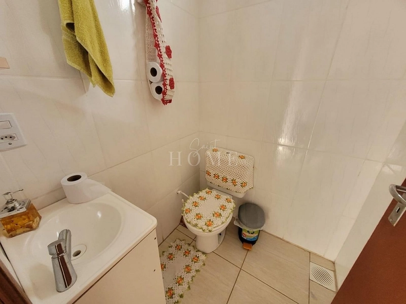 Casa à venda com piscina: 20ª foto da galeria de imagens do imóvel