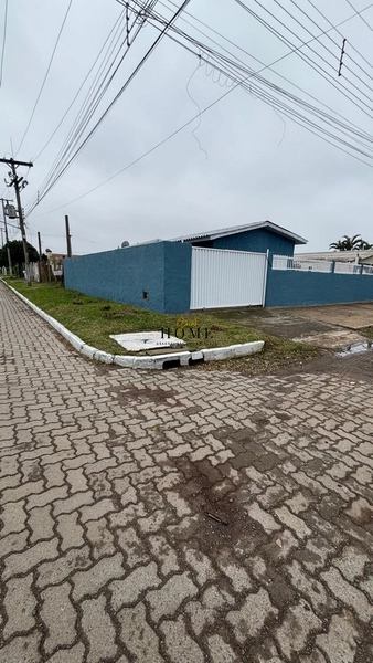 Casa em Mariluz: 2ª foto da galeria de imagens do imóvel