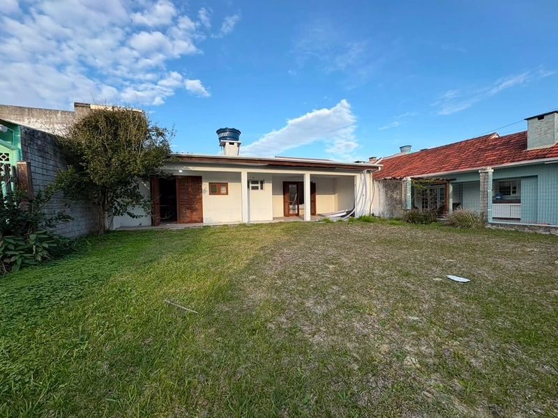 🏡 Casa à Venda no Balneário Albatroz – Imbé/RS 🌊: 1ª foto da galeria de imagens do imóvel