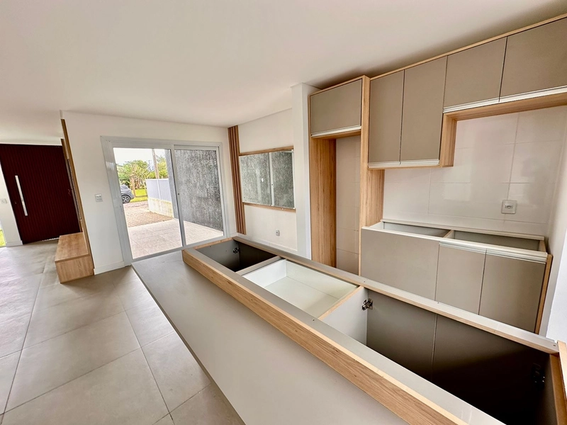 Sobrado novo à venda em Imbé - Próximo do Mar  : 11ª foto da galeria de imagens do imóvel