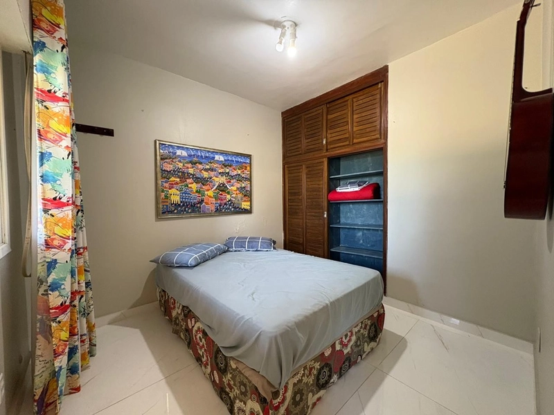 🏡 Linda residência de esquina à venda em Albatroz – apenas 100 metros do mar! 🌊✨: 9ª foto da galeria de imagens do imóvel