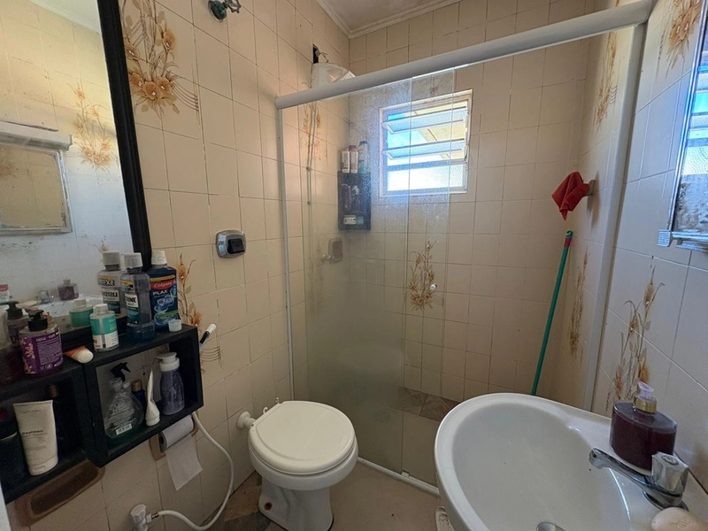 🏡 Linda residência de esquina à venda em Albatroz – apenas 100 metros do mar! 🌊✨: 19ª foto da galeria de imagens do imóvel