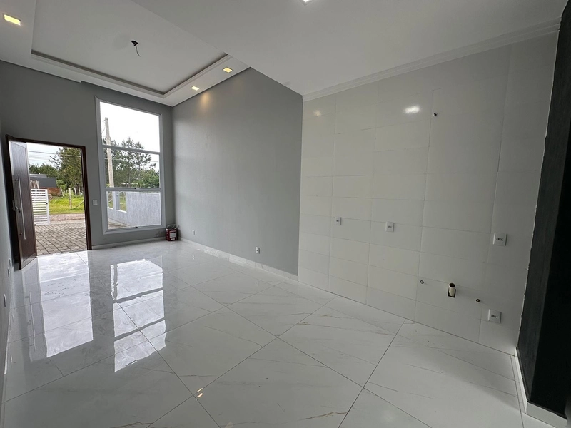 Casa Nova à Venda em Imbé: 2ª foto da galeria de imagens do imóvel