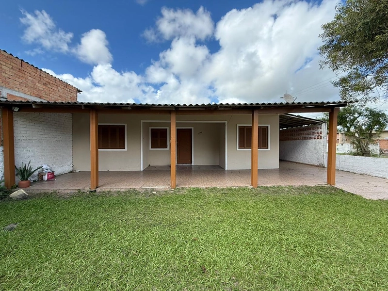 Casa à venda em Imbé - Mariluz: 1ª foto da galeria de imagens do imóvel